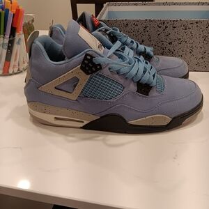 Nike Air Jordan 4 Retro 'University Blue' Men's Sneakers